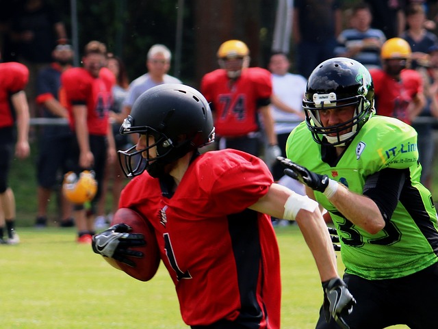 比赛第23圈，诺里斯追赶角田时四轮出白线，被赛会记录。