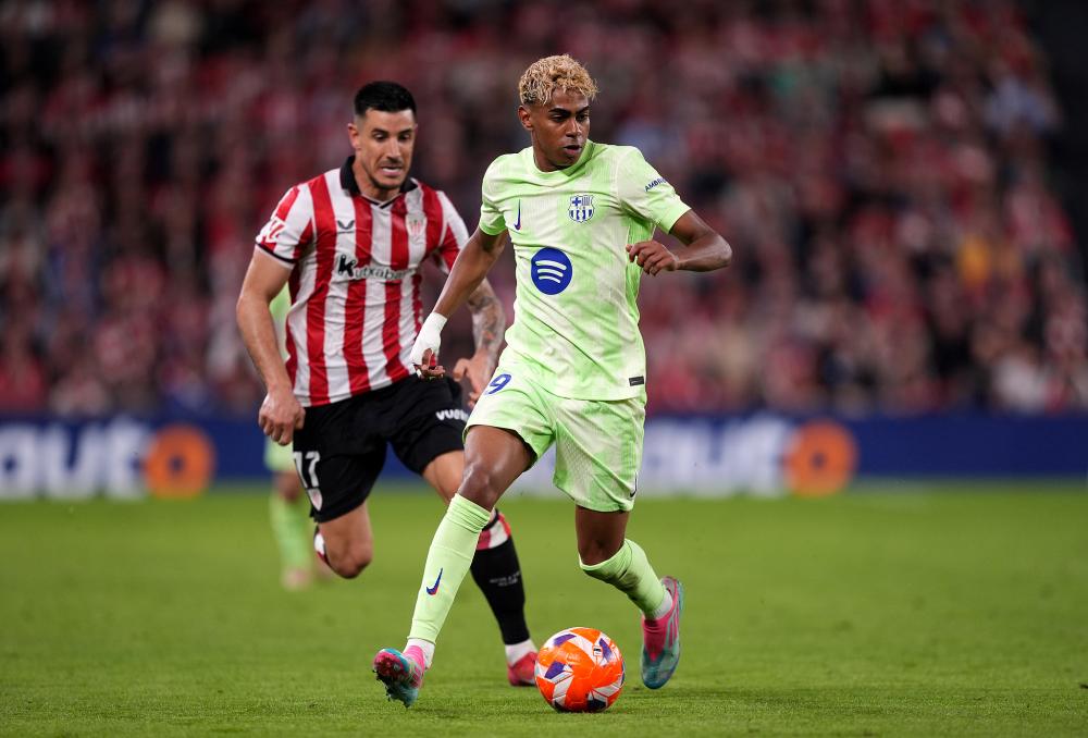 杜兰特关键补篮锁定胜局